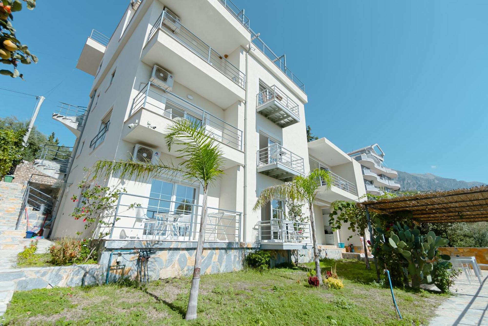 Kotarja Apartments Dhërmi Exteriér fotografie